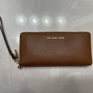 Micheal Kors Wallet
